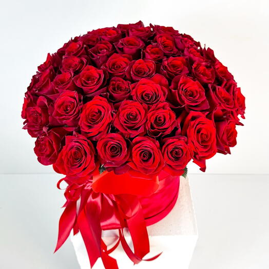 Red roses in a velvet box 51 pcs