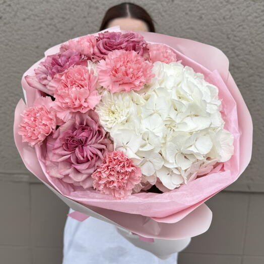 Bouquet of Flowers Pink Kiss
