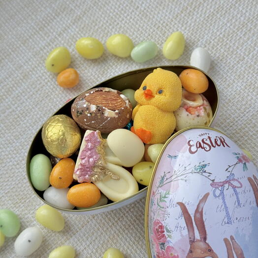 Czekoladowe jajko wielkanocne