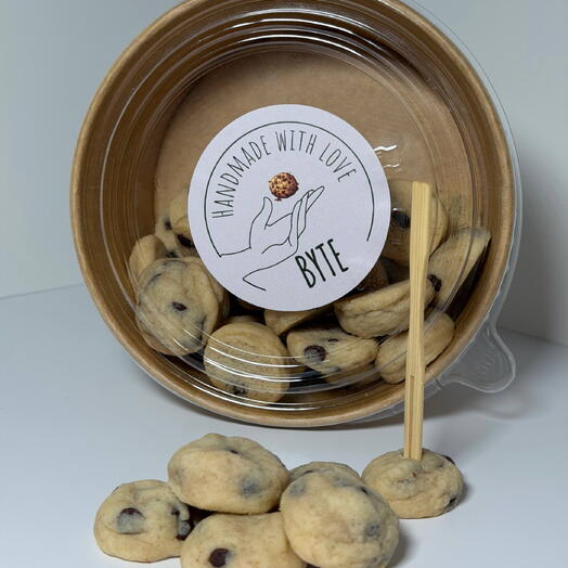 Mini cookies with your choice of sauce - large box