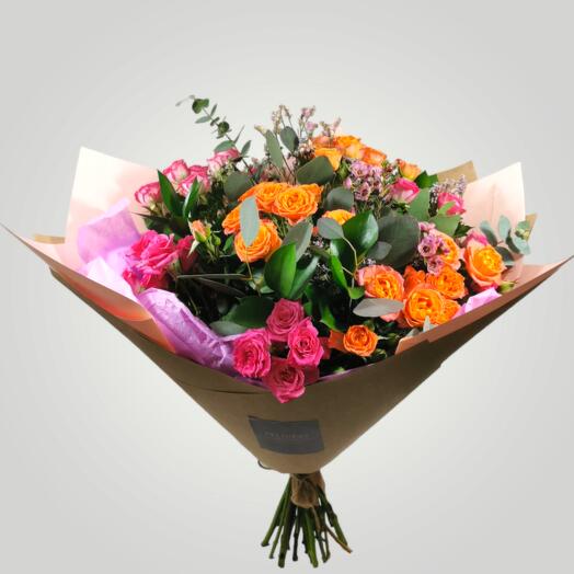 The bouquet "The swirl of Roses"