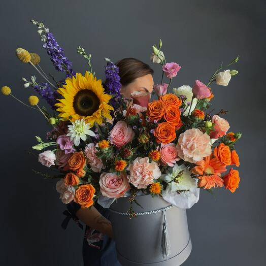 Fall 14 with sunflower and spray roses