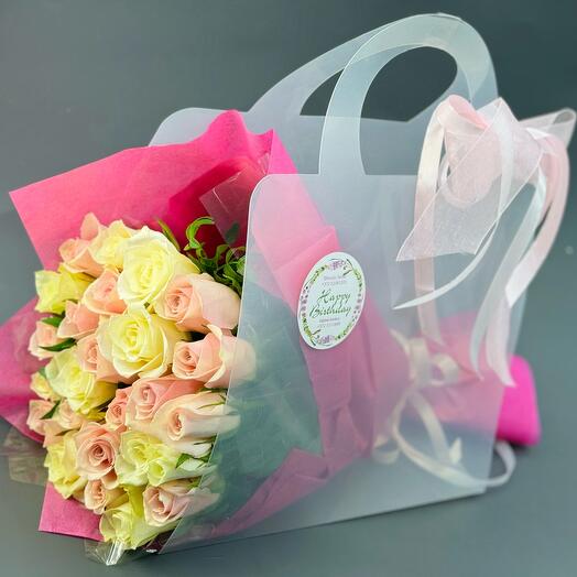 Bouquet of  15 white and npink roses 40 cm in gift box with sticker