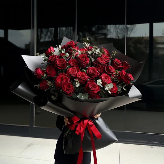 Bouquet of 50 red roses