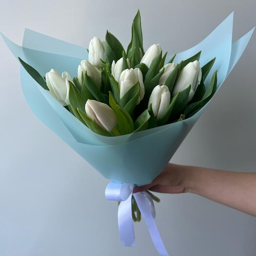 Белые Голландские тюльпаны