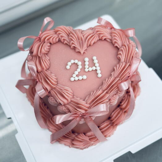 Cake size S Pink Lambeth with Bows