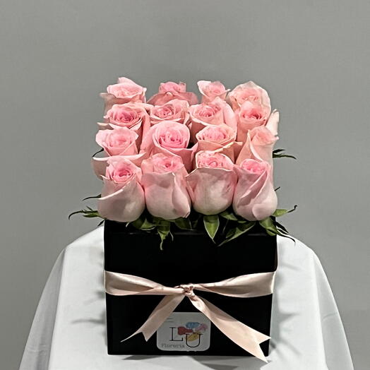 Caja rosas rosadas