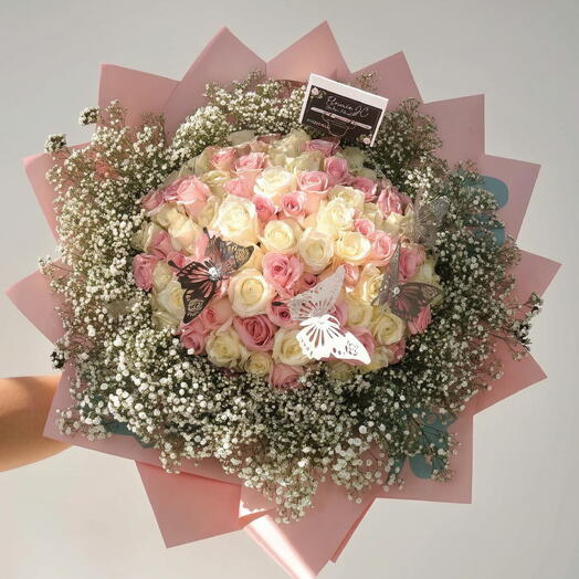 Rosas sobre las nubes