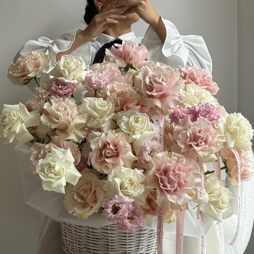 Floral basket with French roses