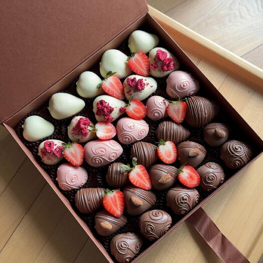 Mix box strawberry 🍓