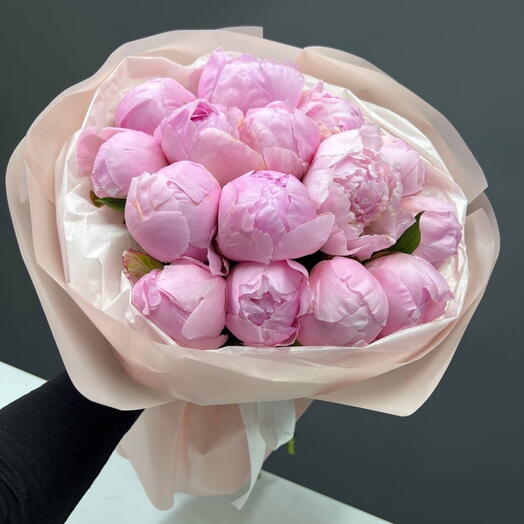 15 Peonies