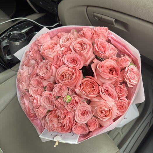 Глубокие чувства среднего размера (розы розового оттенка, мелкие розы розового цвета)