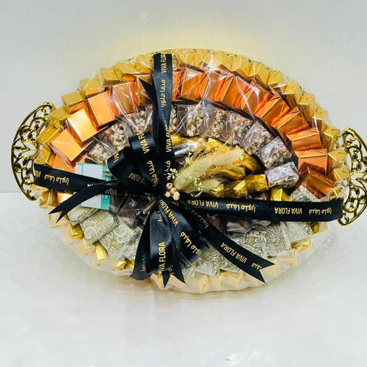 Oval Chocolate Gold Tray   1.8KG