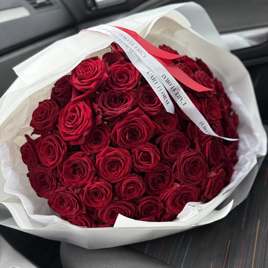 Қызыл раушандар 51