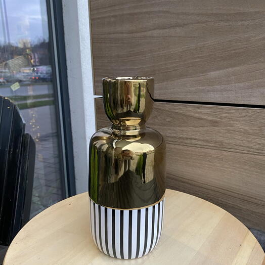 Vase-gold