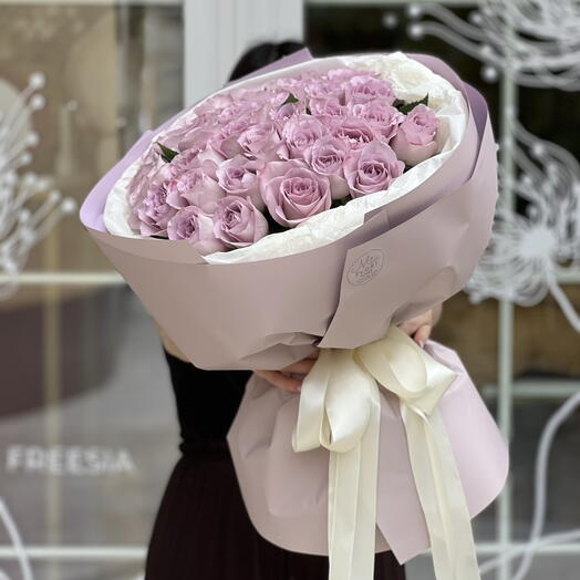 Букет фиолетовых роз - "Полина"