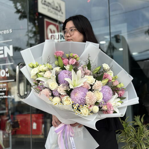 Bouquet Cupid Mix Purple Flowers