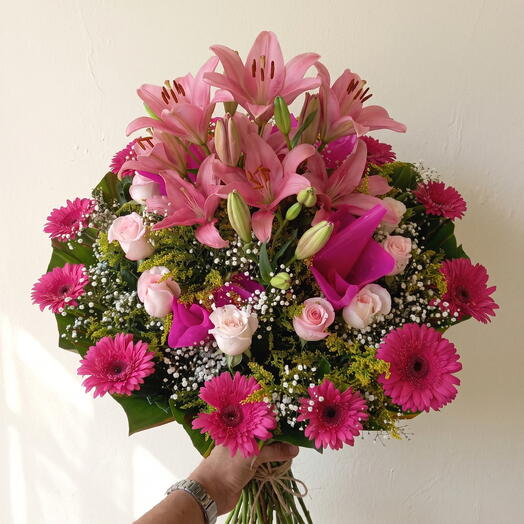 Cesta con flores
