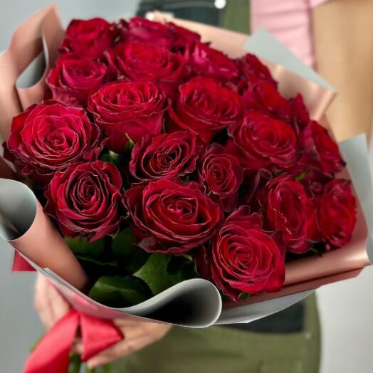 21 Red rose (kenyan)