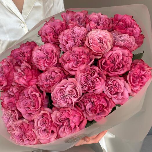 Garden rose mono bouquet