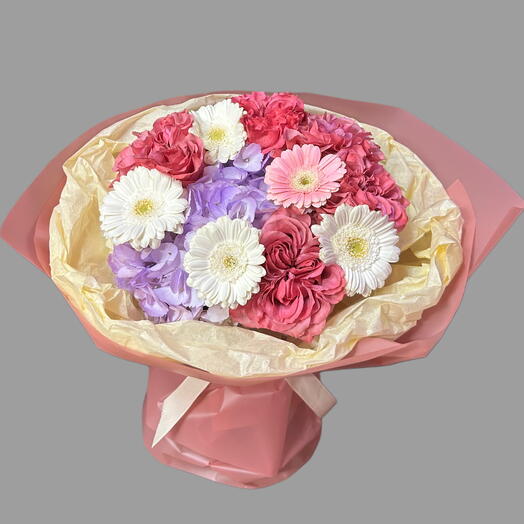 Bouquet of flowers with purple hydrangea and peony roses