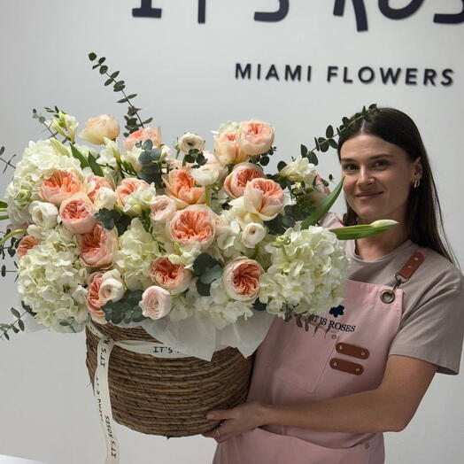 Juliette Garden Deluxe Basket