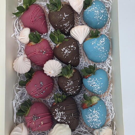 Strawberry🍓 in chocolate