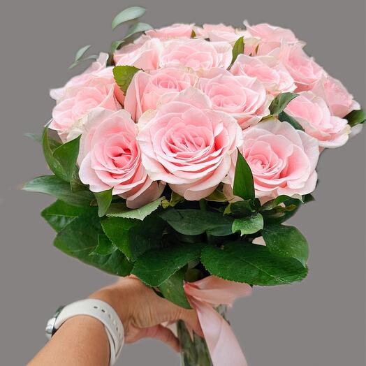 19 pink roses