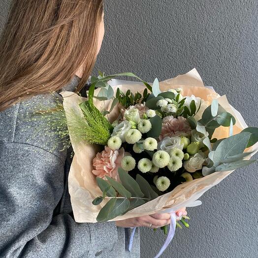Bouquet in pastel colors