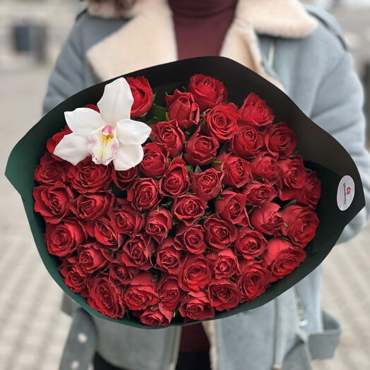 51 red roses with orchids