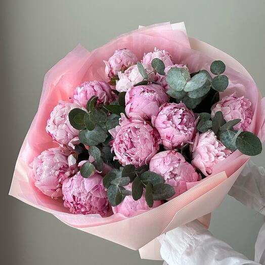 15 peonies pink