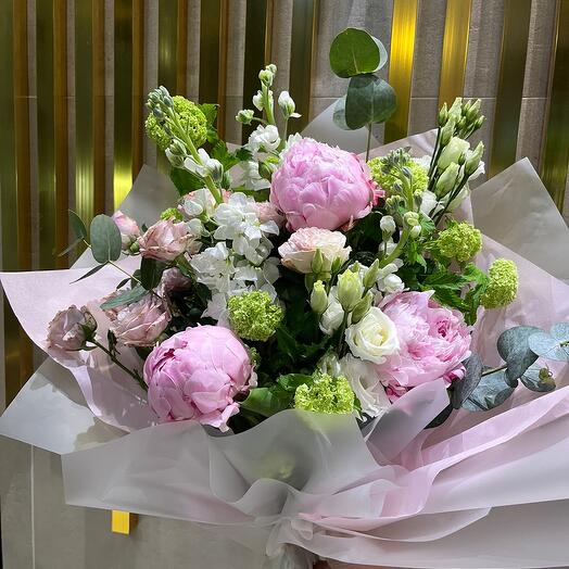 Pastel spring bouqet