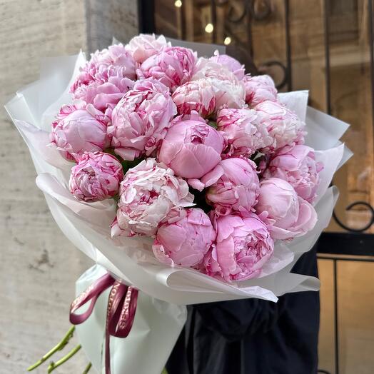 Peonies Sarah Bernardth 25