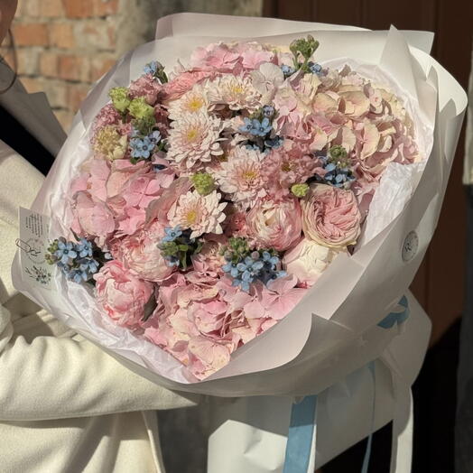 Bukiet z Eustomy i hortensii