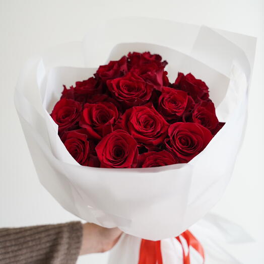 Red Roses M