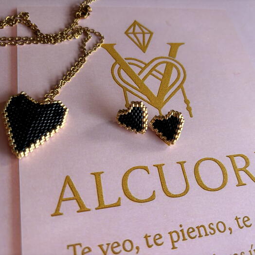 Set collar   aretes amor