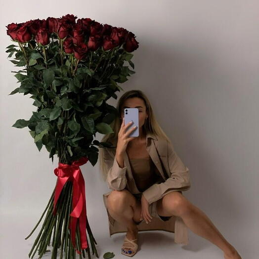 Букет с 51 эквадорской розой