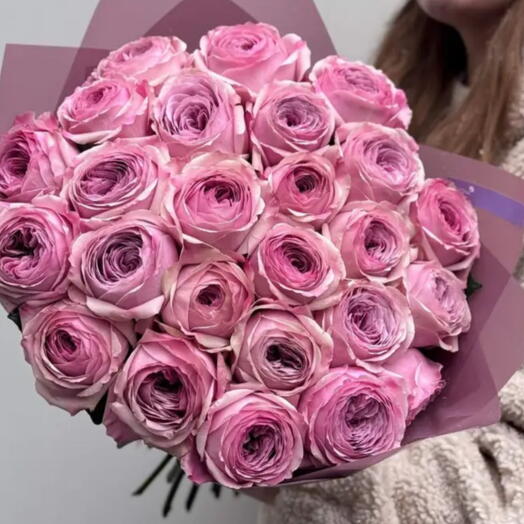 Peony Kiss roses with eucalypt ( 7 stems )