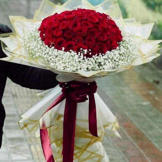 Authentic Love 100 Roses Bouquet