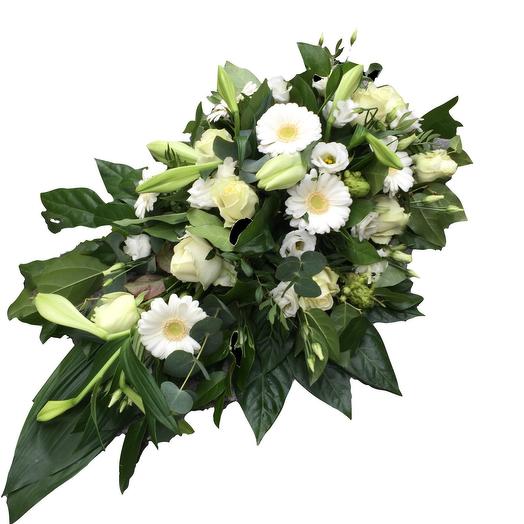 White flowerarrangement
