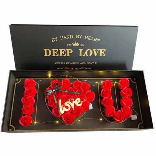 ️🌹 Luxurious Black Box of 32 Red Roses with LED Lights   Love Tag 💡