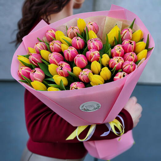 Bouquet of 45 tulips