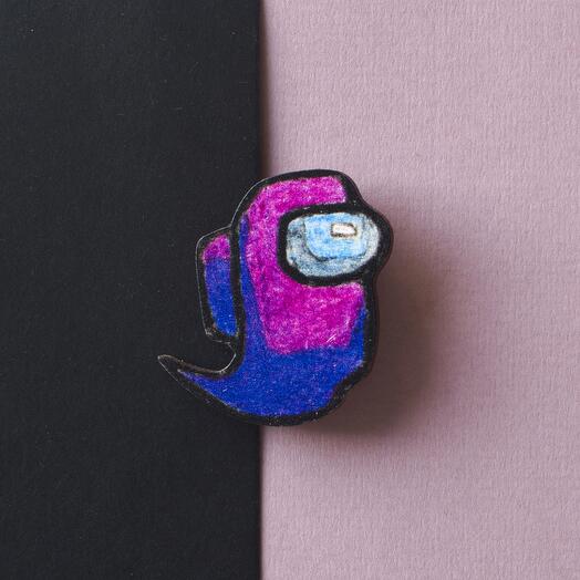 Brooch "Among us"