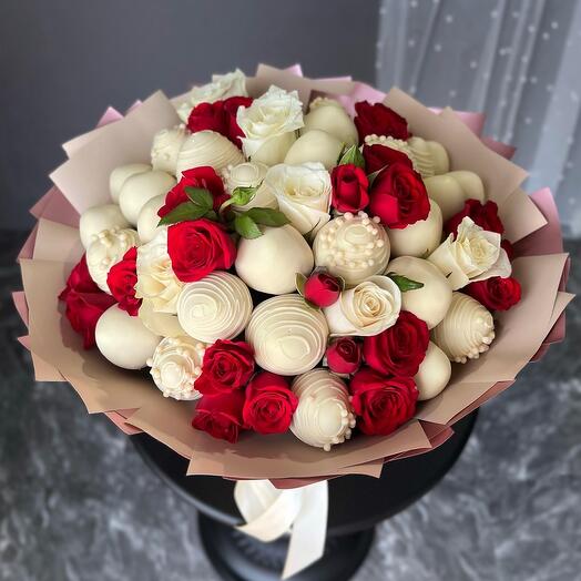 Bouquet of chocolate-covered strawberries and roses