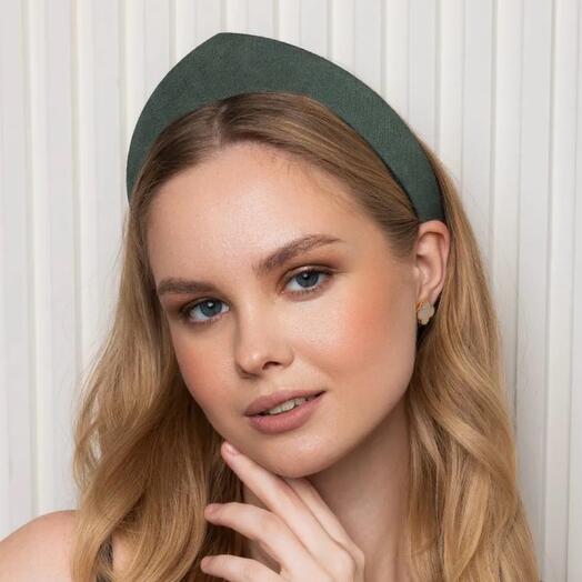 Velour emerald kokoshnik