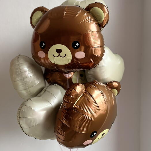 Балони за Свети Валентин с мечета и бежови сърца