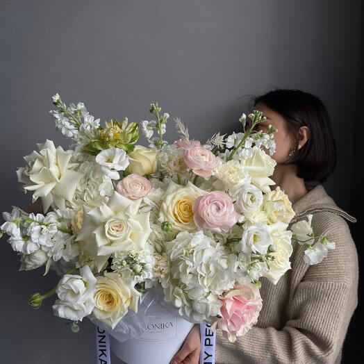 Flowers in a box Miss Verona