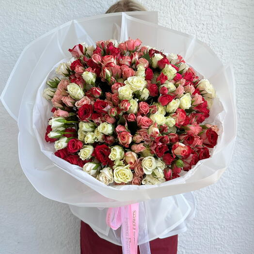 Mix of spray roses 2