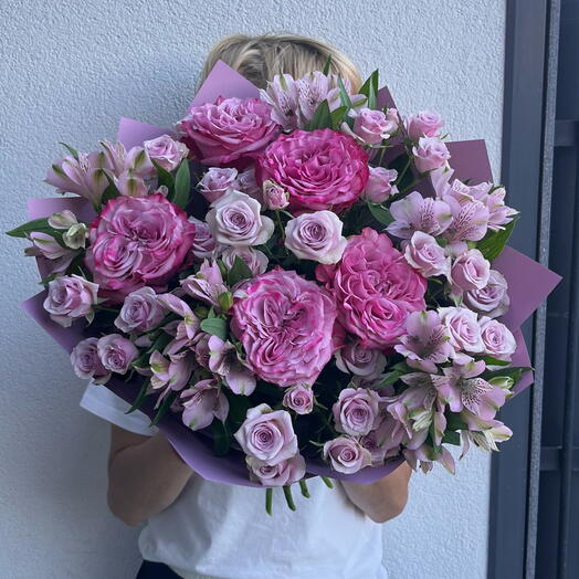 Elegant flower bouquet