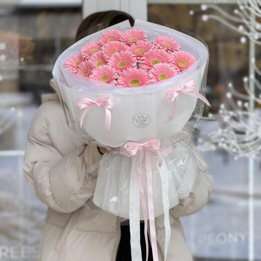 Букет из 15 гербер - "Нежный бантик"